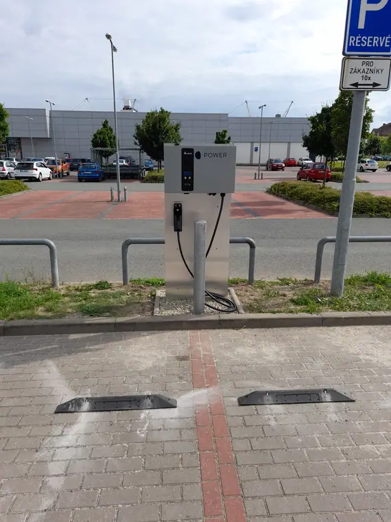 Realizace elektroinstalace č. 13 – KM-Elektro, Litoměřicko