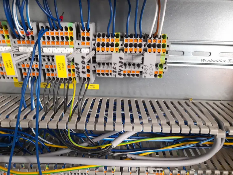 Realizace elektroinstalace č. 35 – KM-Elektro, Litoměřicko