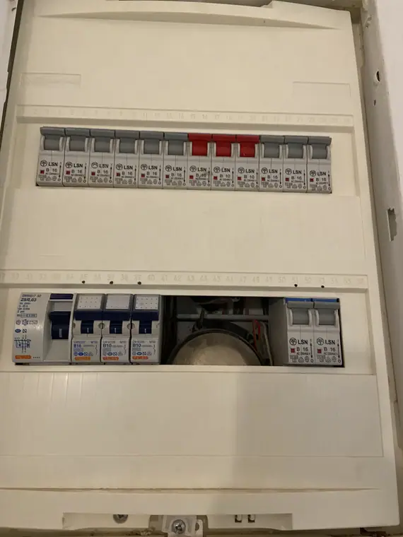 Realizace elektroinstalace č. 6 – KM-Elektro, Litoměřicko
